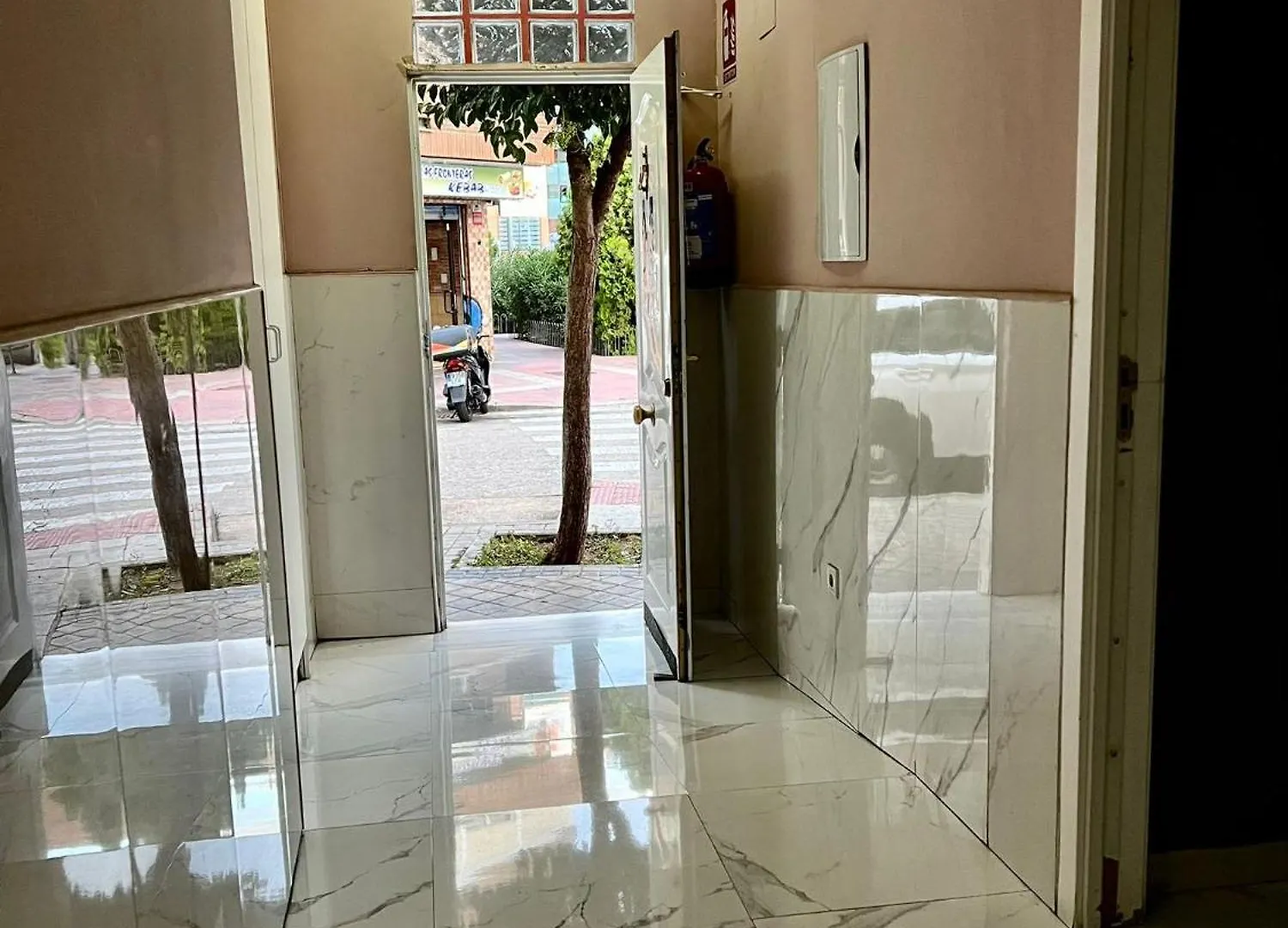 Hostal Gracias Torrejon de Ardoz Aparthotel